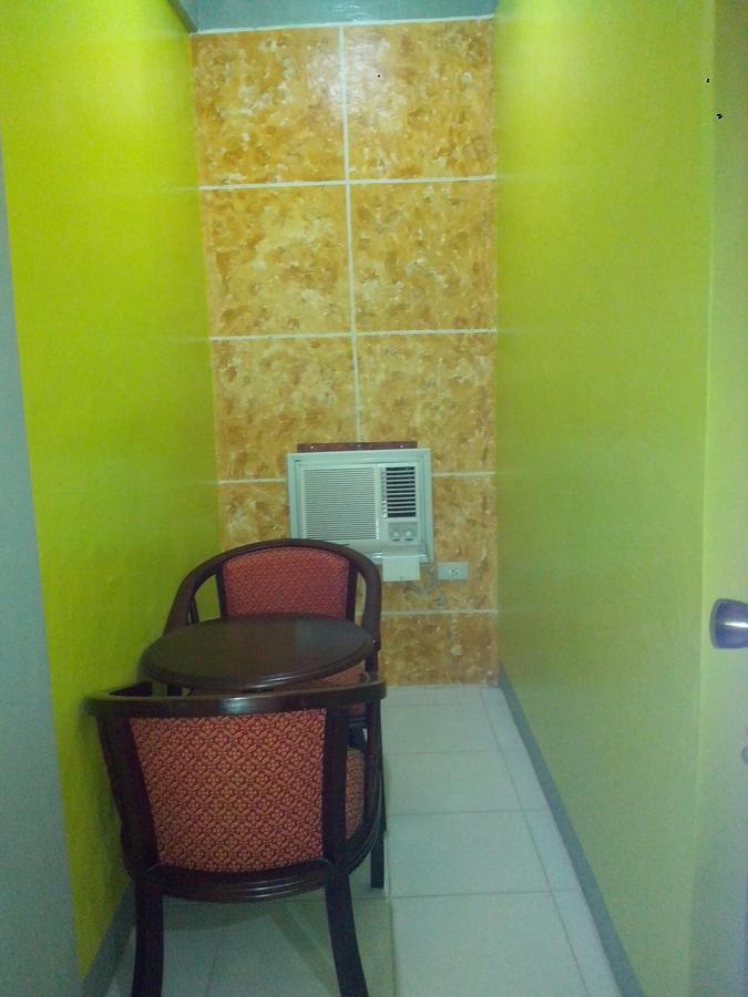 קאטיקלן Centillo Travellers Inn מראה חיצוני תמונה